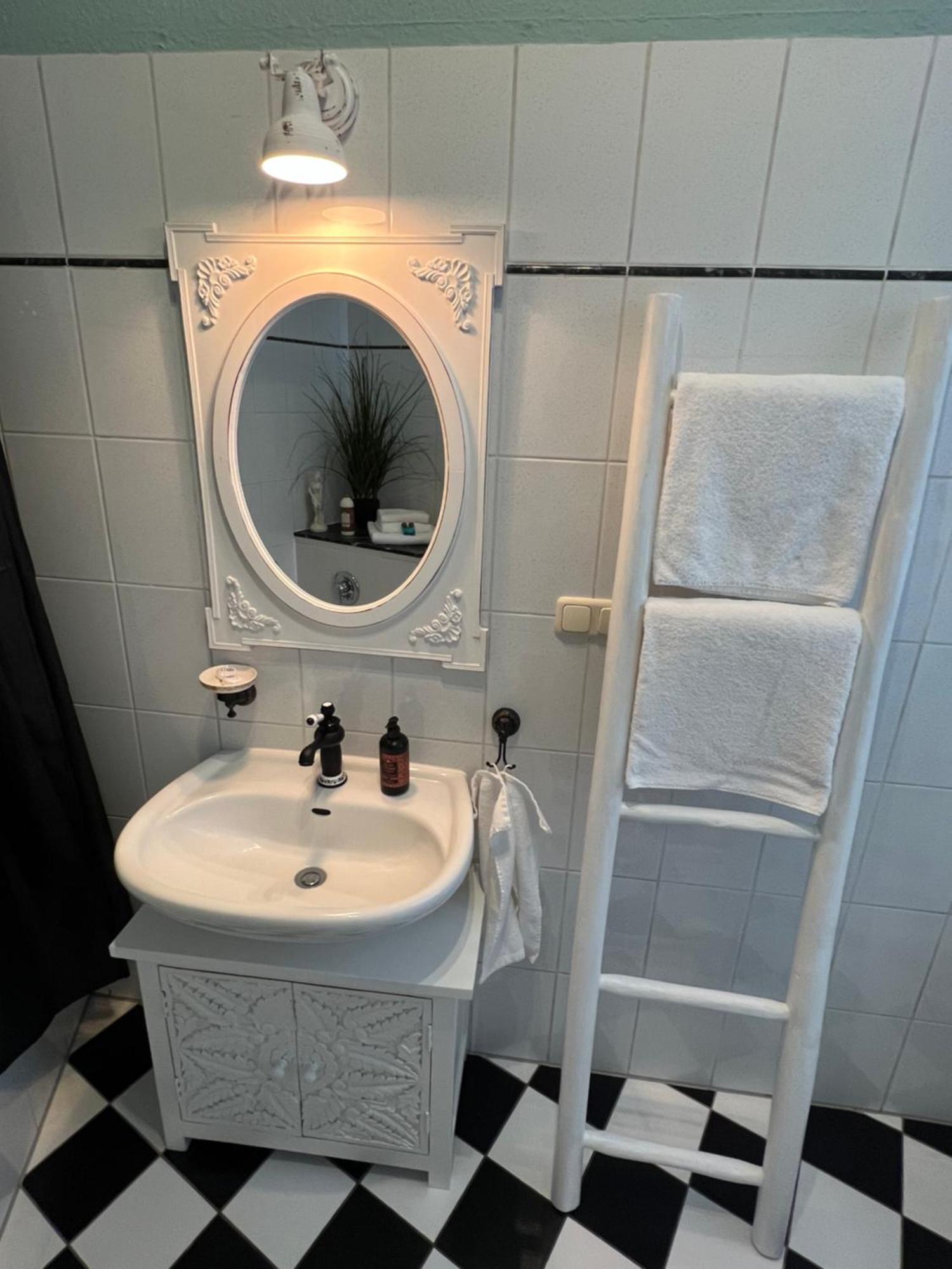 Exklusive 2 Zimmerwohnung Im Nostalgischen Stil Nahe Der Limburger Altstadt Limburg an der Lahn Exteriör bild